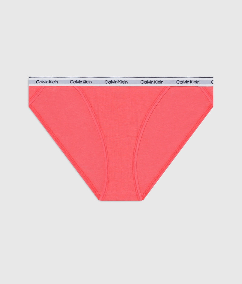 Calvin Klein String Bikini Brief in Calypso Coral