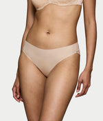 Triumph Body Make-Up Illusion Lace High-Leg Tai Brief Nude Beige